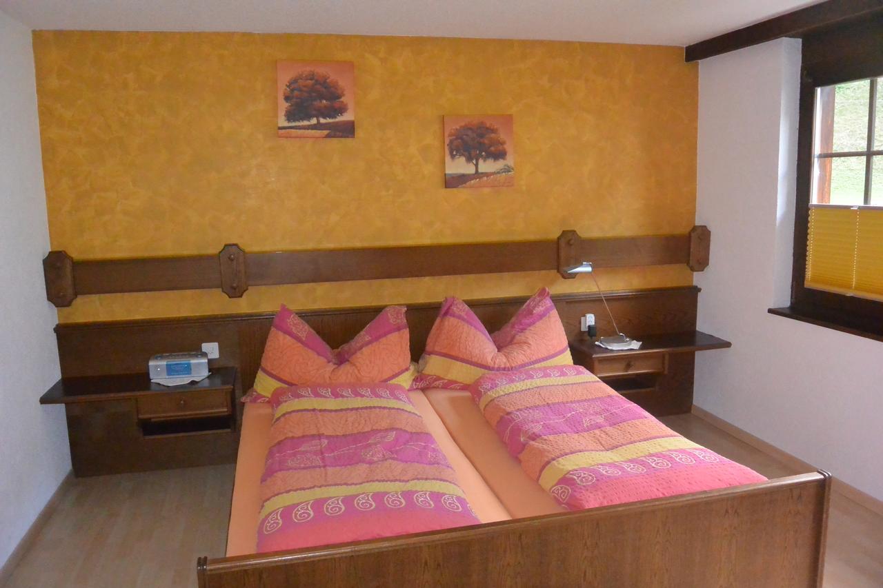 Hotel Baergsunnu ซาส-กรุนด์ ภายนอก รูปภาพ